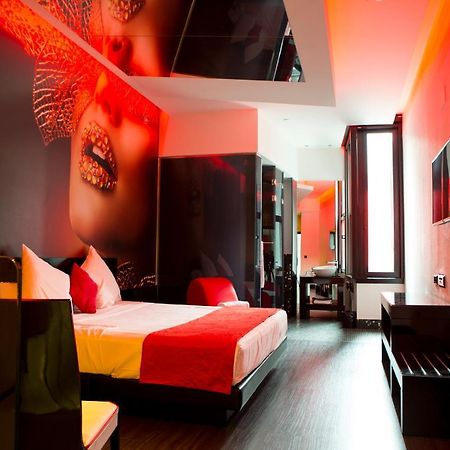 Hotel Loob Madrid (Adults Only) 토레용드아르도즈 외부 사진