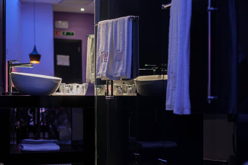Hotel Loob Madrid (Adults Only) 토레용드아르도즈 객실 사진
