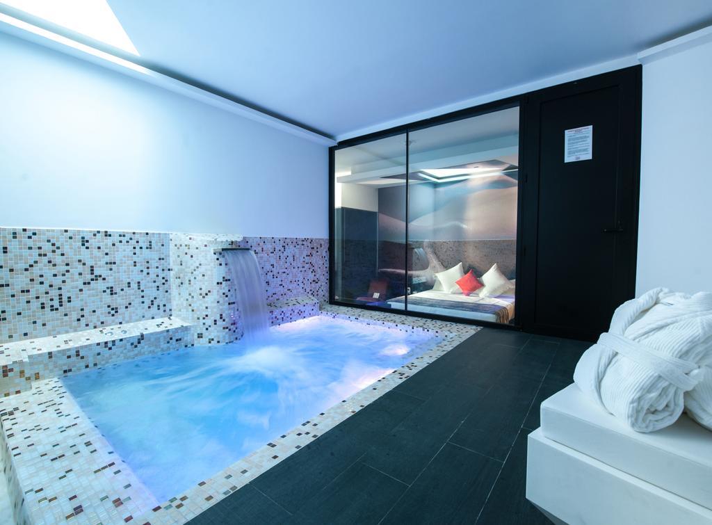 Hotel Loob Madrid (Adults Only) 토레용드아르도즈 객실 사진
