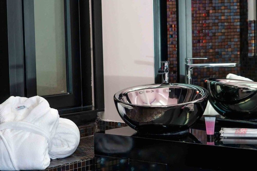 Hotel Loob Madrid (Adults Only) 토레용드아르도즈 외부 사진
